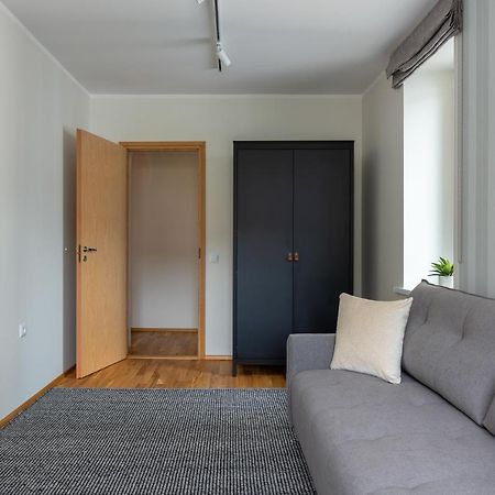Old Town Luxury Penthouse Apartment With Emajogi View Tartu Exterior photo